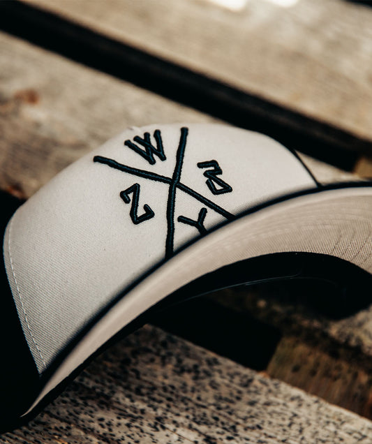 W 23 Rune Bright (Trucker Cap)