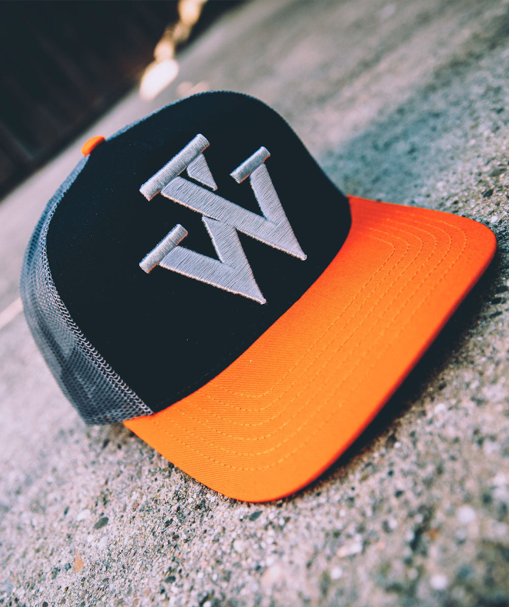 "V" Mesh Cap orange / black