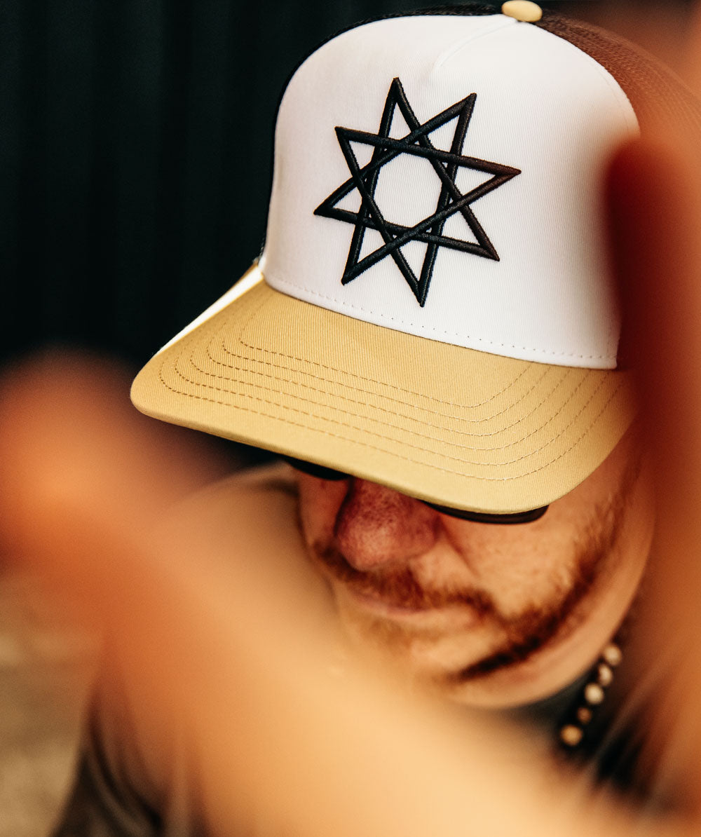 Der W 2024 beige (Cap)