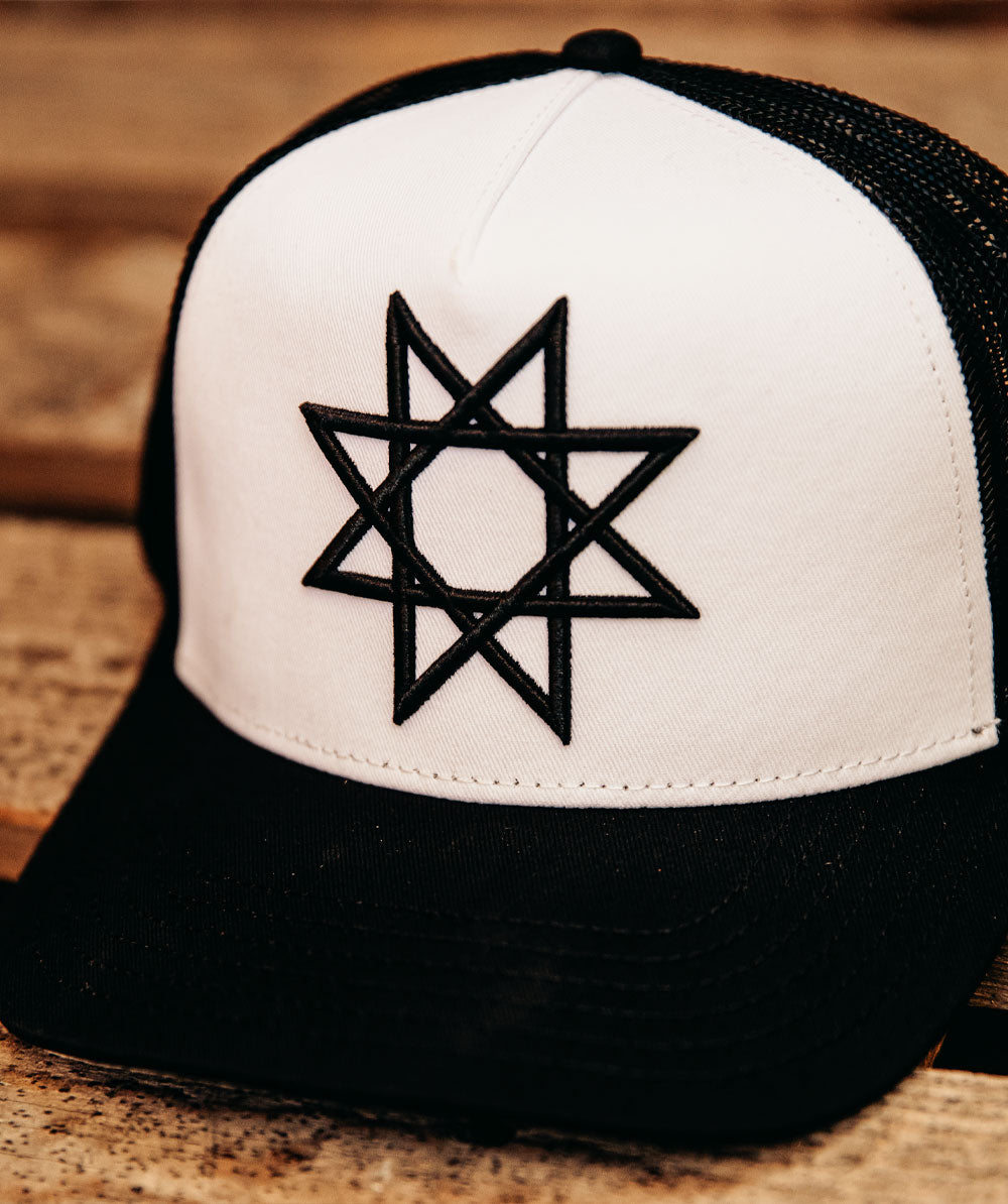 Der W 2024 schwarz (Cap)