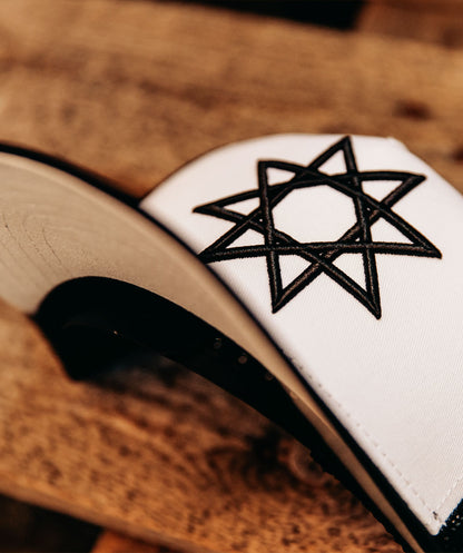 Der W 2024 schwarz (Cap)