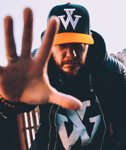 "V" Mesh Cap orange / black