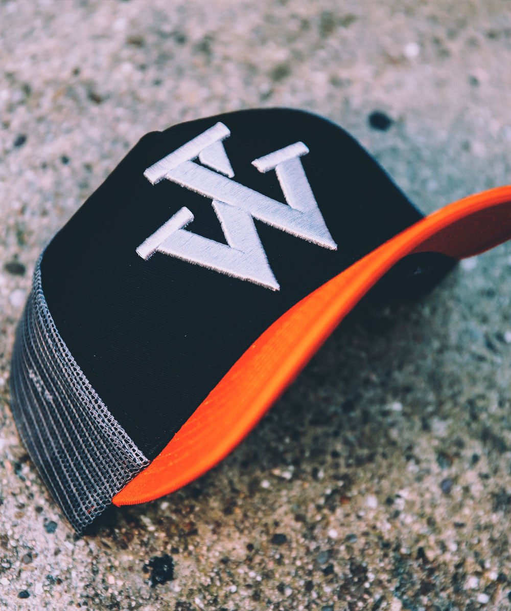 "V" Mesh Cap orange / black