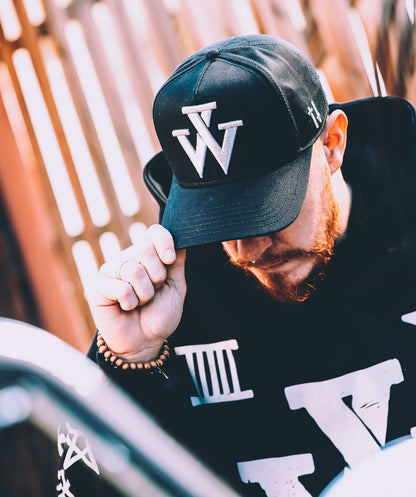 "V" Trucker Cap silber